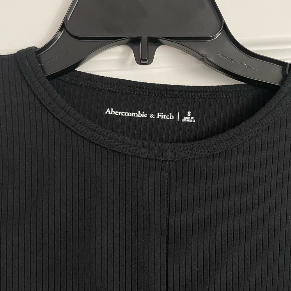 Abercrombie Black Long Sleeve Rib Knit Waist Tie Top Small - Picture 2 of 5
